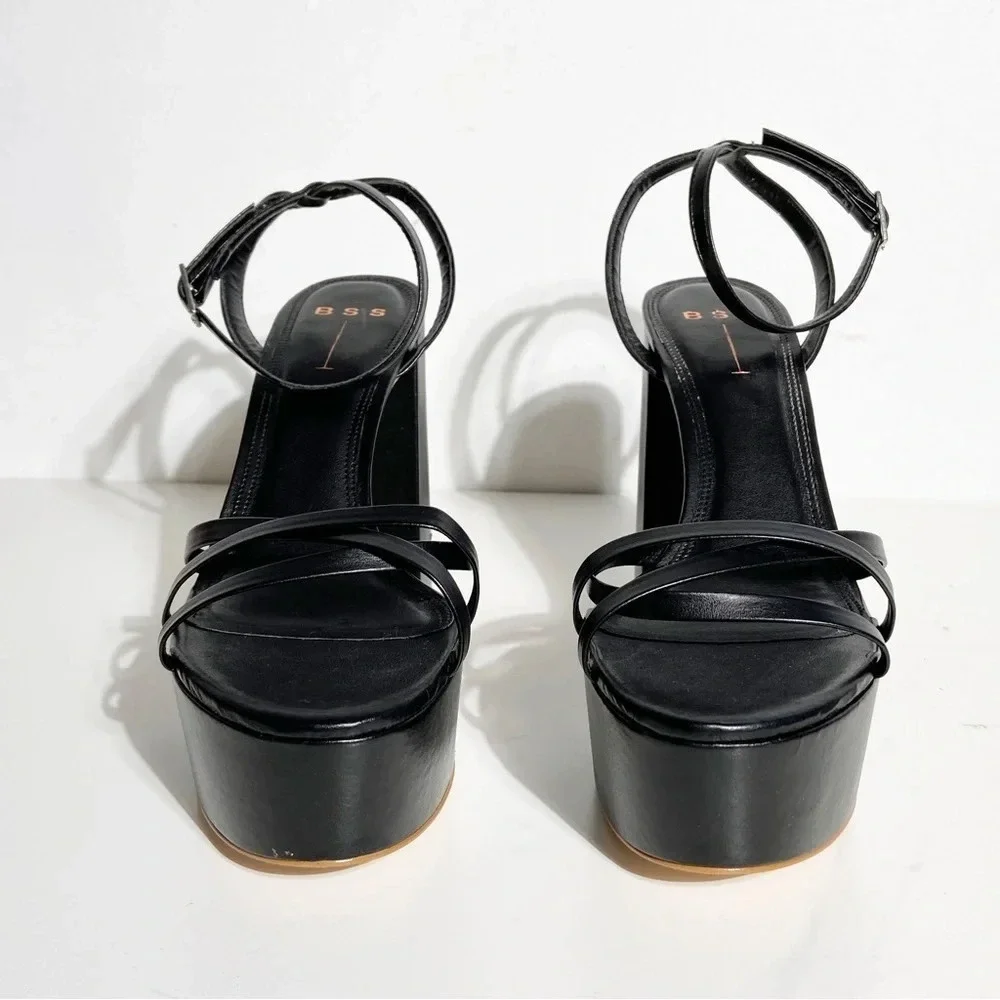 New BLACK SUEDE STUDIO Emani Strappy Platform Sandal in black size 40